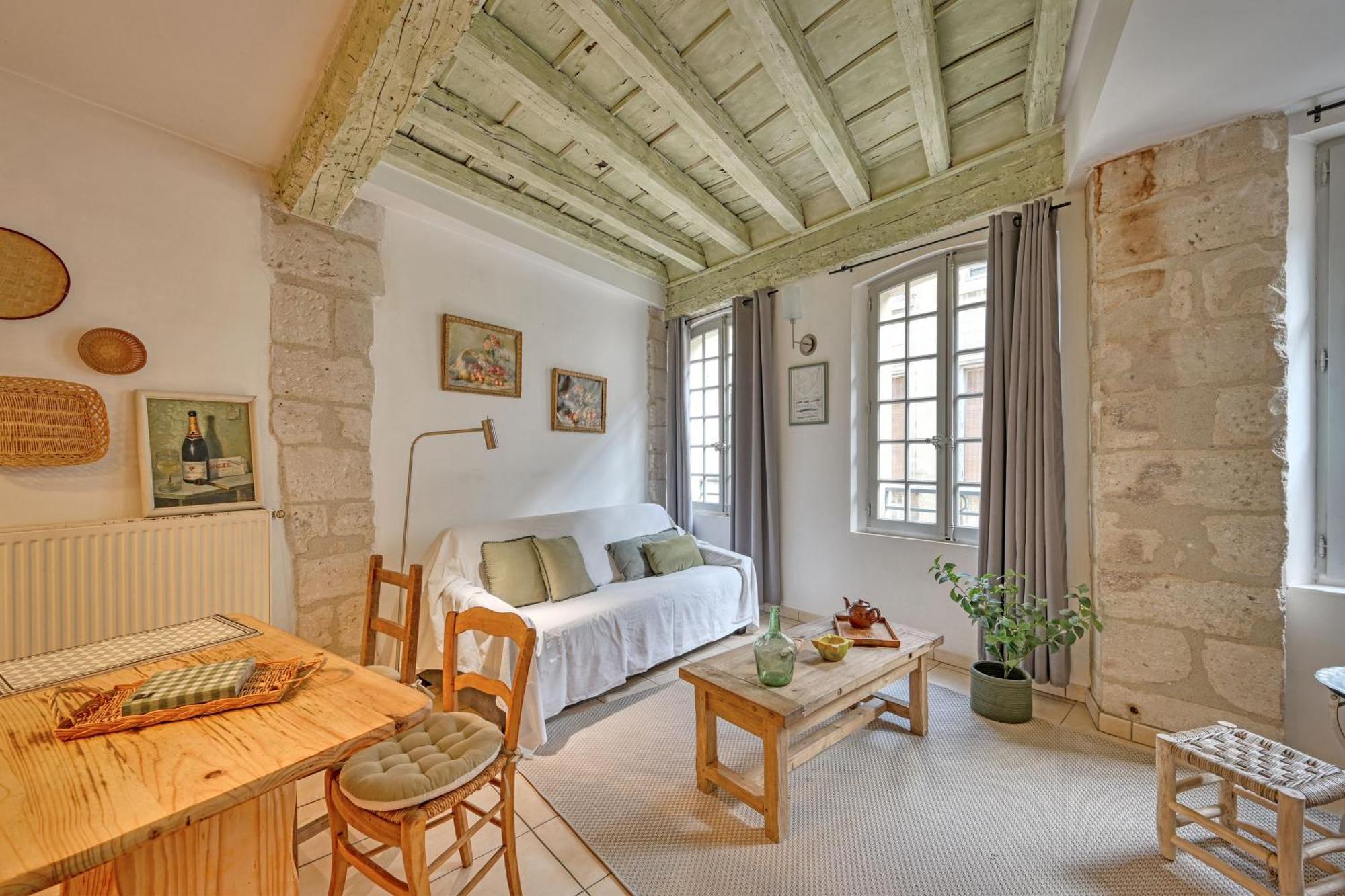 Апартаменты Le Provencal - Hyper Centre - Wifi Авиньон Экстерьер фото